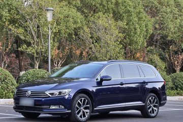 Used Volkswagen Variant 2018 380TSI Two-Wheel Drive Comfort Edition