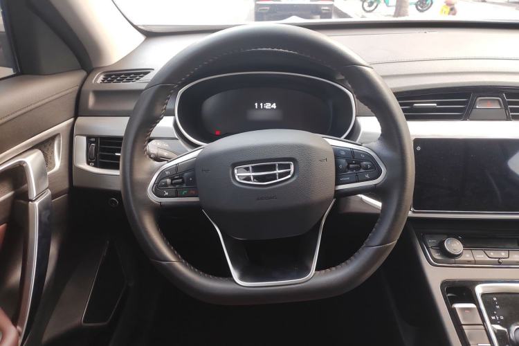 Used Geely Auto Emgrand X7 Sport 2022 1.8TD DCT Zhiya Trim
