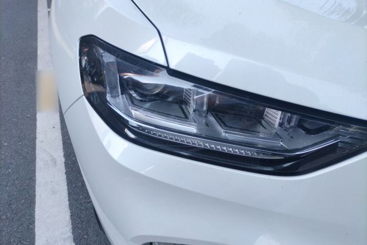 Used Wey VV5 2019 1.5T Two-Wheel Drive Color Pioneer
