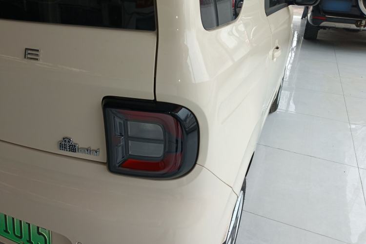 Used Geely Galaxy Panda 2025 210 km – Yuanqi Bear