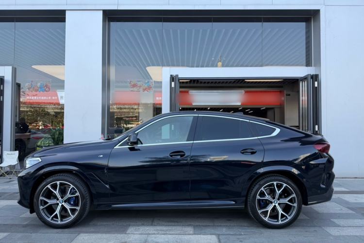 Used BMW X6 2020 xDrive40i Luxury Model with M Sport Package