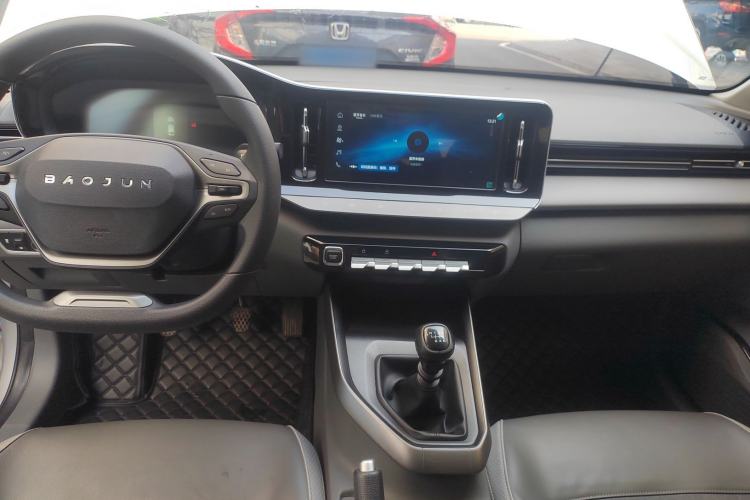 Used Baojun RC-5 2020 1.5T Manual Smart Luxury Edition