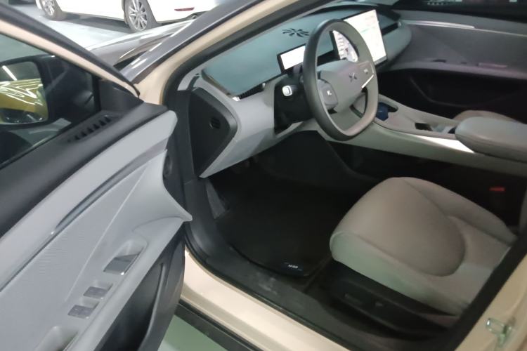 Used XPeng MONA M03 2024 620 with Ultra-Long Range
