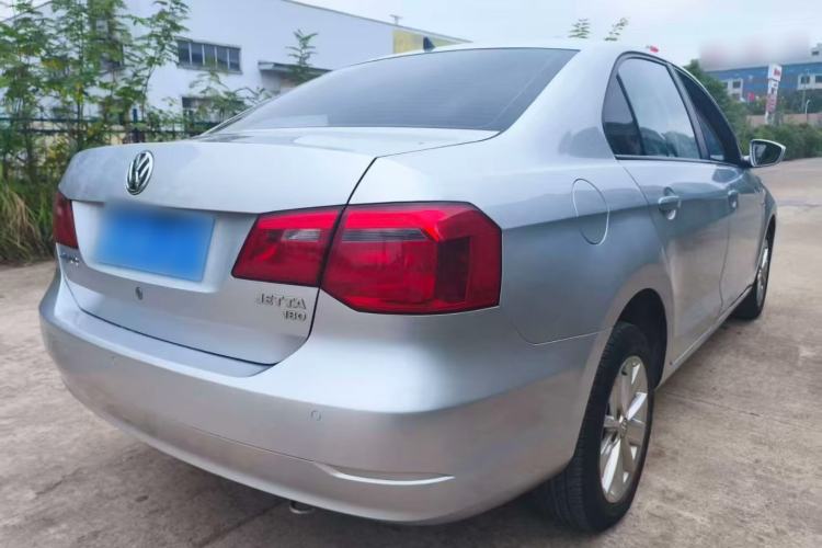 Used Volkswagen Jetta 2015 Value Edition 1.6L Automatic Comfort Version
