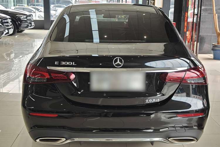 Used Mercedes-Benz E-Class 2021 Restyled E 300 L Sporty and Stylish Edition
