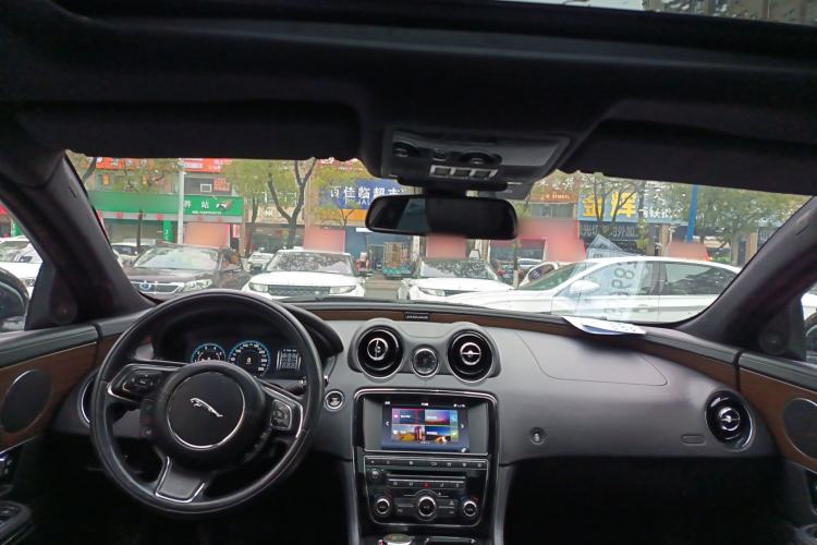 Used Jaguar XJ 2016 XJL 3.0 SC Two-Wheel-Drive Elegant Business Edition
