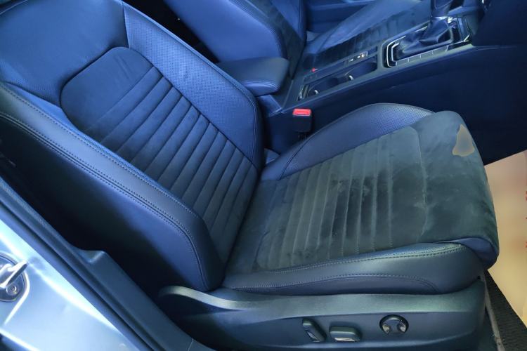 Used Volkswagen Magotan 2018 380TSI DSG Prestige Model
