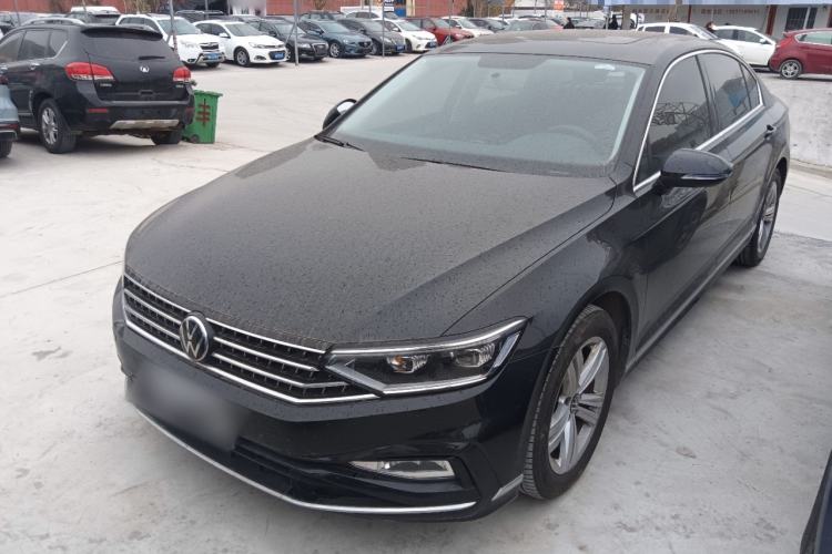 Used Volkswagen Magotan 2025 Zhongxiang Version 280TSI DSG Comfort Edition