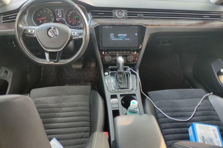 Used Volkswagen Magotan 2018 330TSI DSG Luxury Model