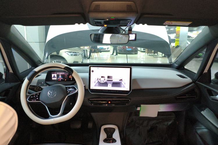 Used Volkswagen ID.3 2025 Smart Version Pure & Intelligent Enjoyment Edition
