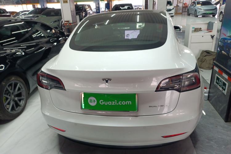 Used Tesla Model 3 2019 Long-Range All-Wheel-Drive Version
