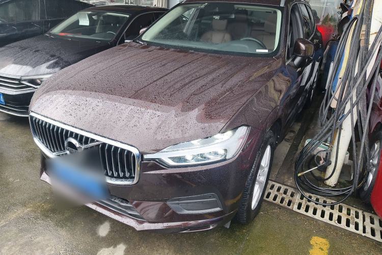 Used Volvo XC60 2019 T5 4x4 Smart Edition China V Standard
