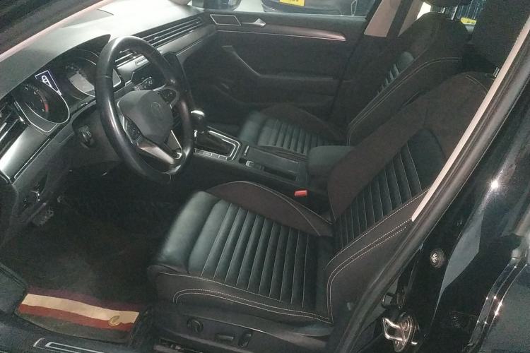 Used Volkswagen Magotan 2020 330TSI DSG Leading Model
