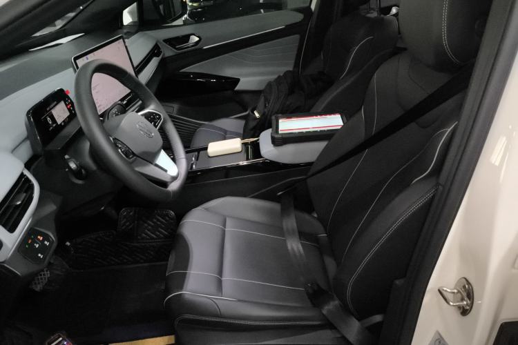 Used Volkswagen ID.4 X 2025 Smart Version Pure & Intelligent Enjoyment Edition
