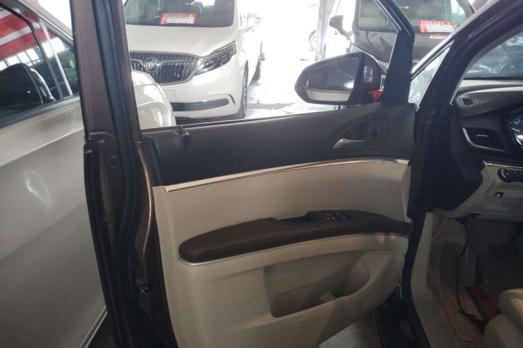 Used Buick GL8 2020 Land Business Class 652T Luxury Model