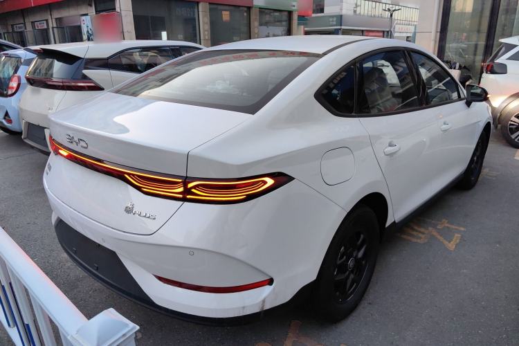 Used BYD Qin PLUS 2025 DM-i Smart Drive 55KM Leading Model