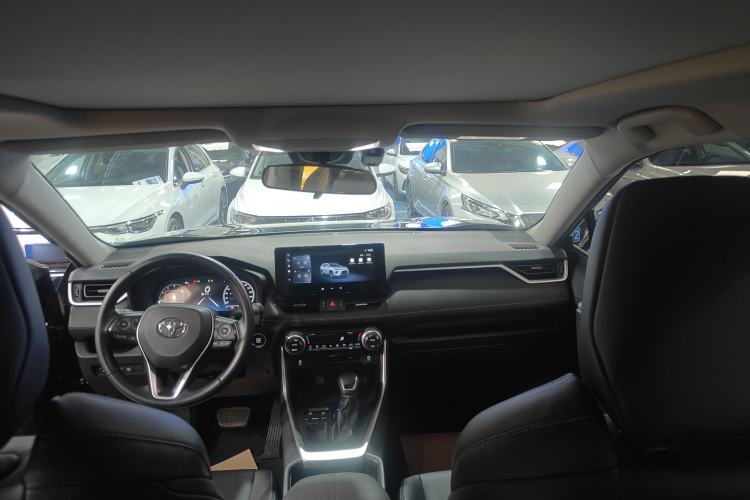 Used Toyota Wildlander 2023 2.0L CVT Two-Wheel Drive Luxury PLUS Edition