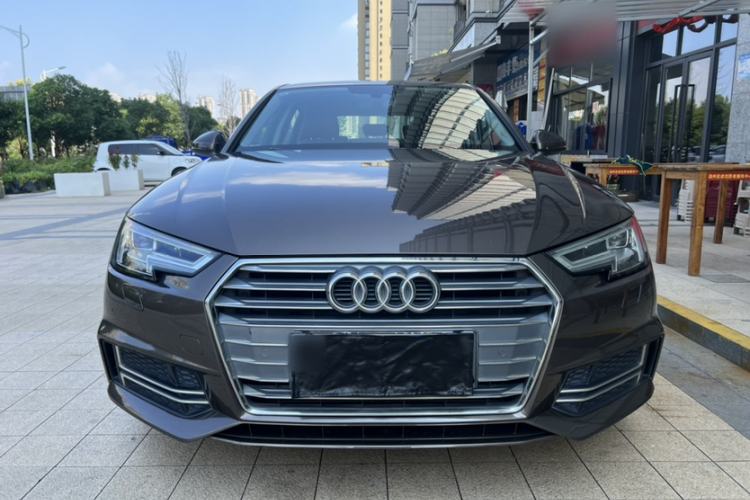 Used Audi A4L 2018 30th Anniversary Edition 40 TFSI Fashion Model