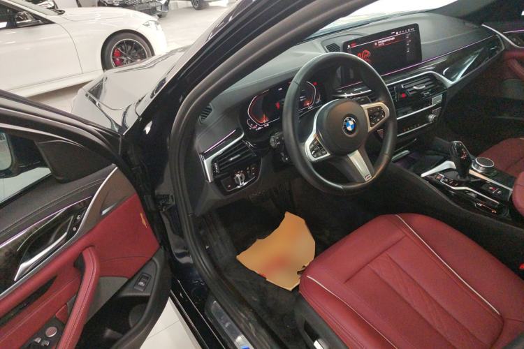 Used BMW 5 Series 2022 Restyled 525Li M Sport Package
