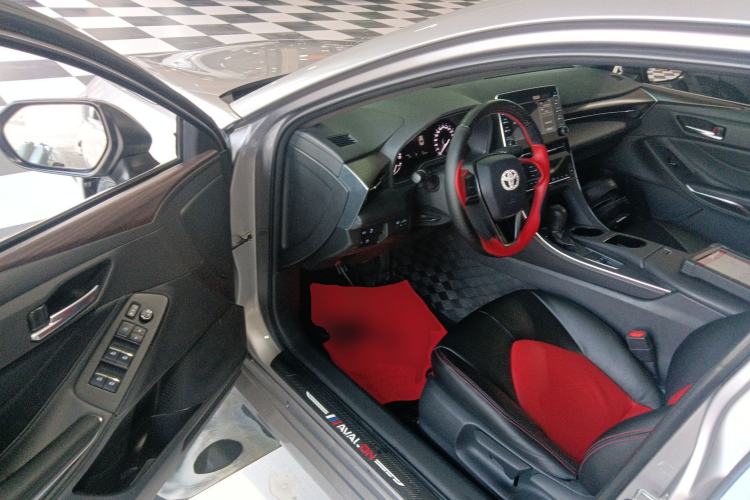 Used Toyota Avalon 2019 2.0L Ambition Edition China VI