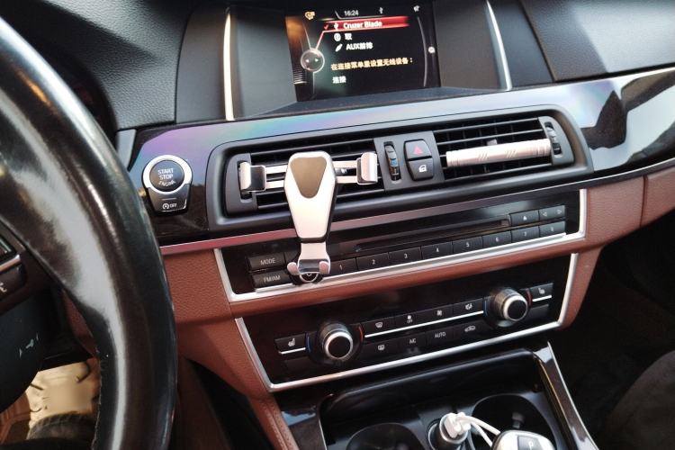 Used BMW 5 Series 2017 525Li Leading Model
