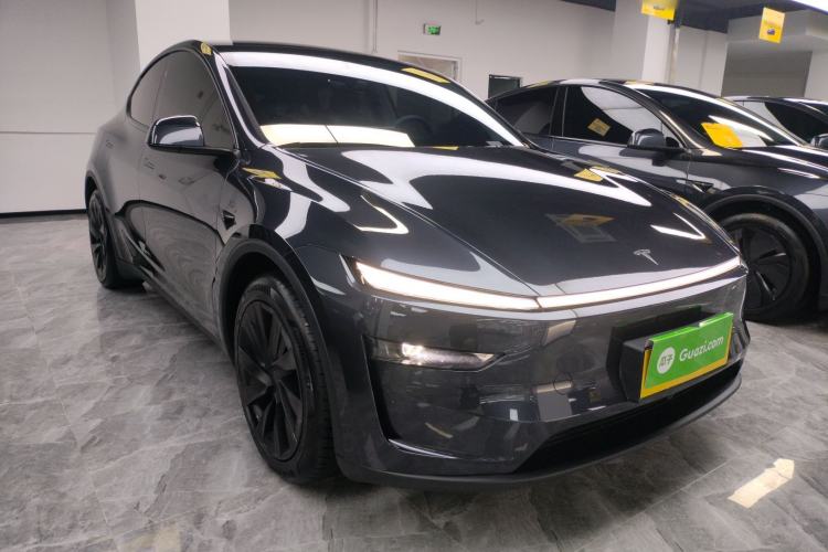 Used Tesla Model Y 2025 Long-Range All-Wheel Drive First Edition