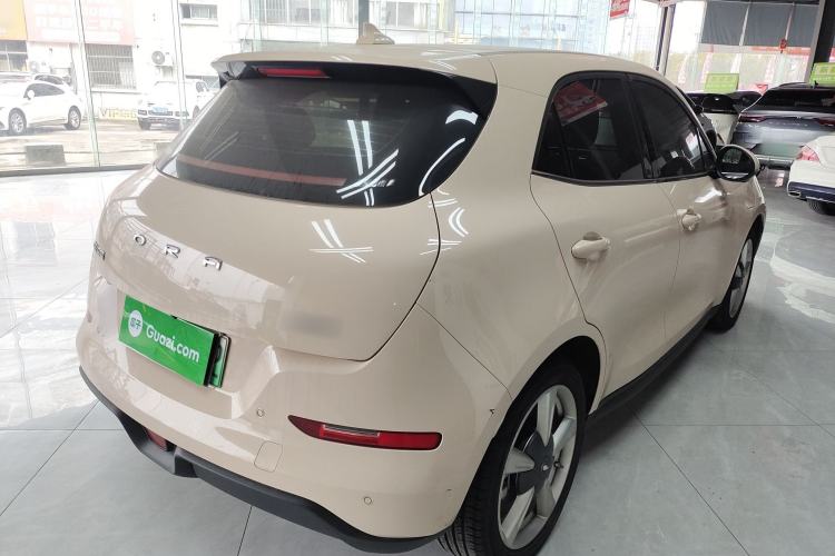 Used ORA Good Cat 2023 401 km Standard Range Luxury Version Lithium Iron Phosphate
