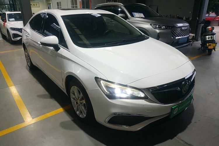 Used Buick Verano 2018 Sedan 20T Dual-Clutch Luxury Model
