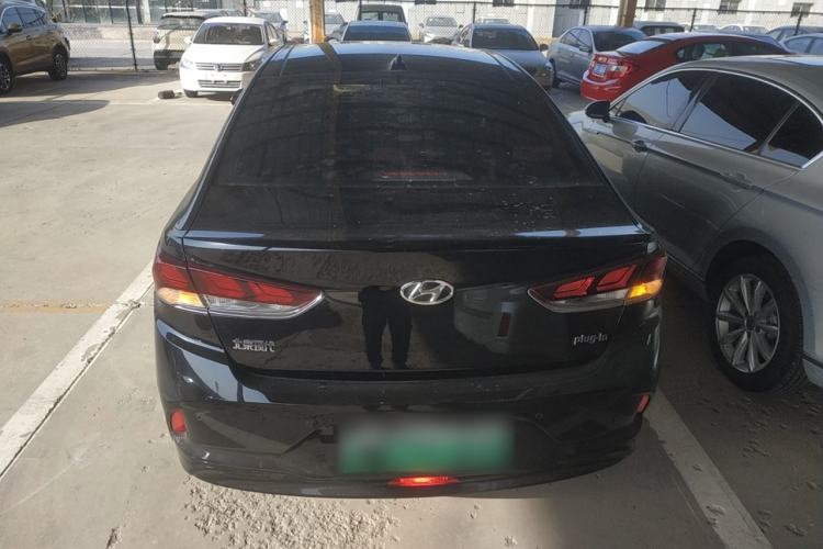 Used Hyundai Sonata Plug-in Hybrid 2018 2.0 PHS Smart Connect Version China VI Standard
