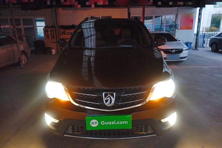 Used Baojun 730 2014 1.5L manual Comfort ESP version 7 seats
