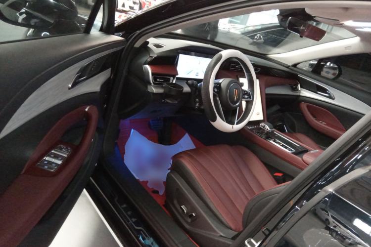 Used Hongqi H5 2025 2.0T Automatic Flagship 500 000th Unit Anniversary Edition
