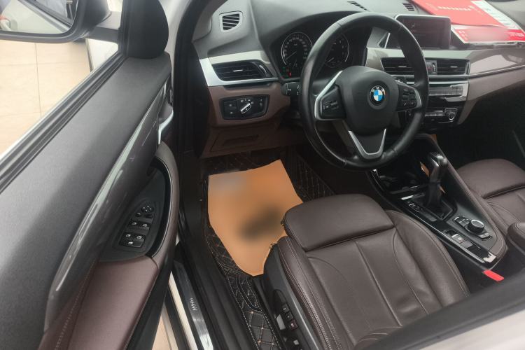 Used BMW X1 2018 sDrive18Li Luxury Model
