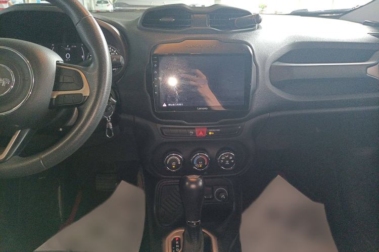 Used  Renegade 2017 180T Automatic High-Energy Version
