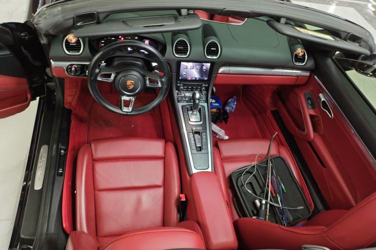 Used Porsche 718 2018 Boxster 2.0T
