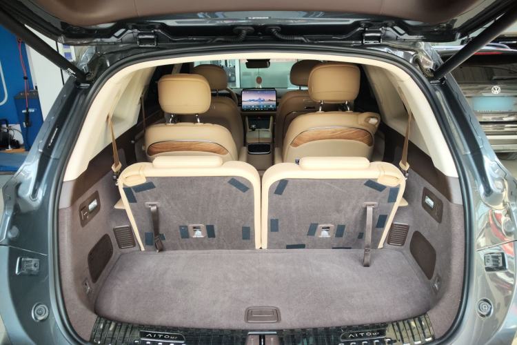 Used Hima AITO M7 2024 1.5T Rear-Drive Plus Version 6 Seats