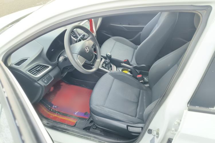 Used Hyundai Verna (new generation) 2016 1.4L Manual Cool Edition GLS
