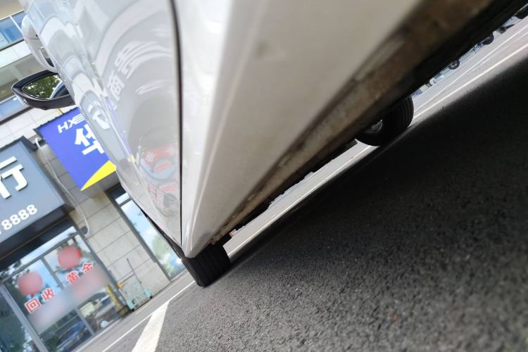 Used MG 5 2022 180 DVVT CVT Youth Luxury Edition
