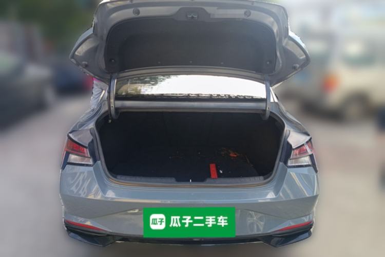 Used Hyundai Elantra 2021 1.5L CVT LUX Prestige Edition
