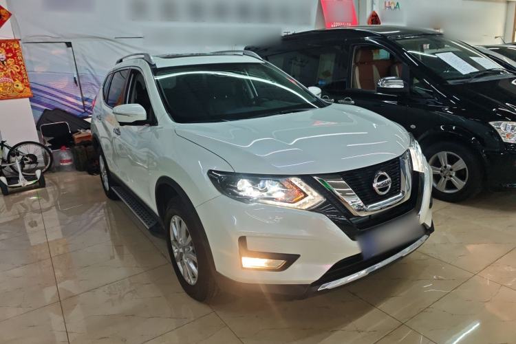 Used Nissan X-Trail 2023 Classic 2.0L Two-Wheel Drive Smart Connect Premium Edition
