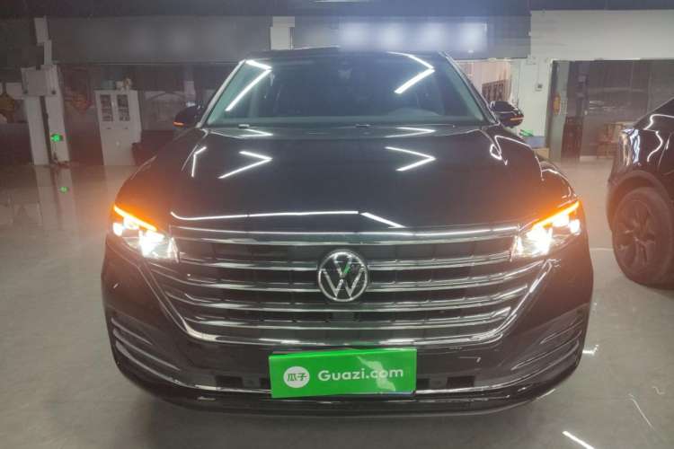 Used Volkswagen Viloran 2022 380TSI Prestige Edition
