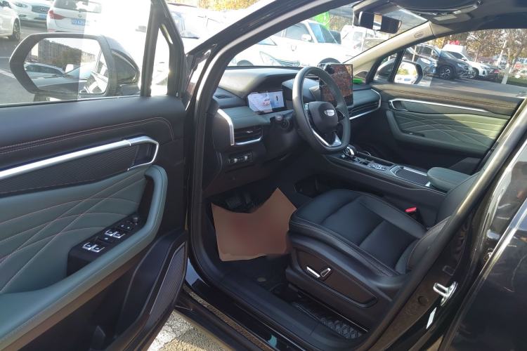 Used Geely Auto Haoyue L 2024 2.0T DCT Prestige Version
