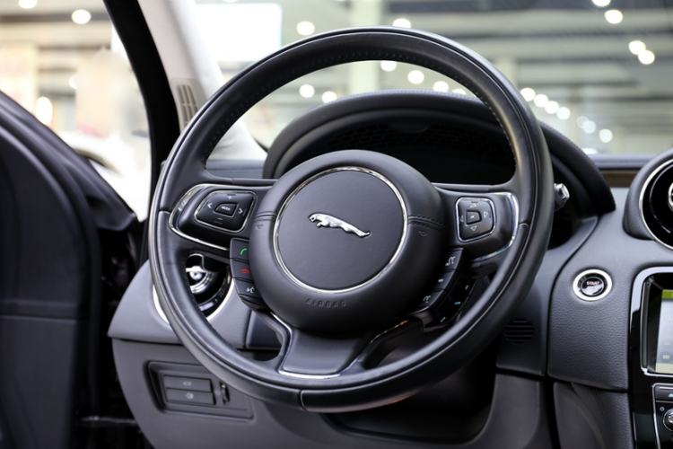 Used Jaguar XJ 2018 XJL 3.0 SC Two-Wheel-Drive Elegant Business Edition