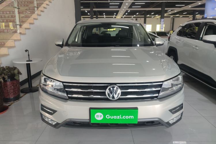 Used Volkswagen Tiguan L 2018 330TSI Automatic Two-Wheel Drive Luxury Edition
