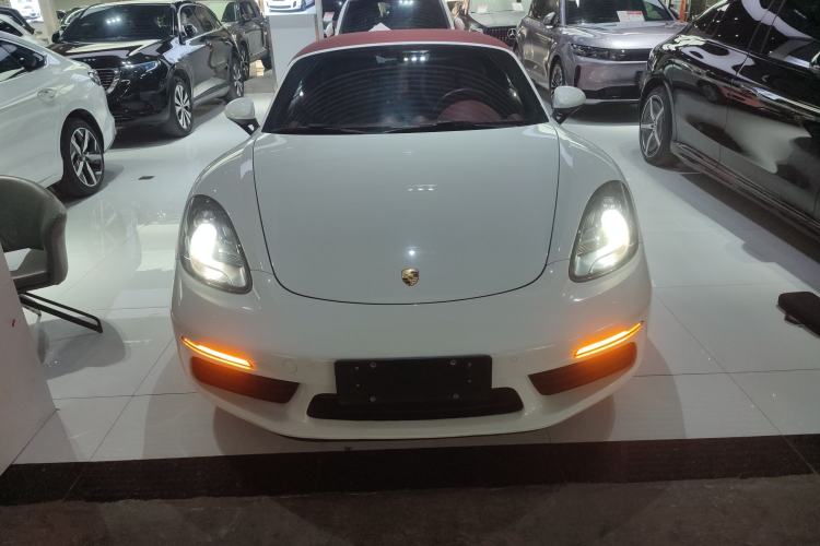 Used Porsche 718 2018 Boxster 2.0T
