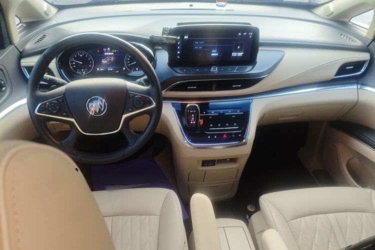 Used Buick GL8 2023 Land Business Class Smart Deluxe Model
