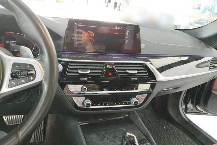 Used BMW 5 Series 2020 530Li Leading Model M Sport Package
