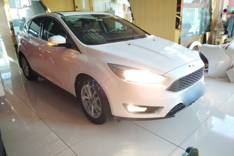Used Ford Focus 2018 Hatchback Classic EcoBoost 180 Automatic Elite Model
