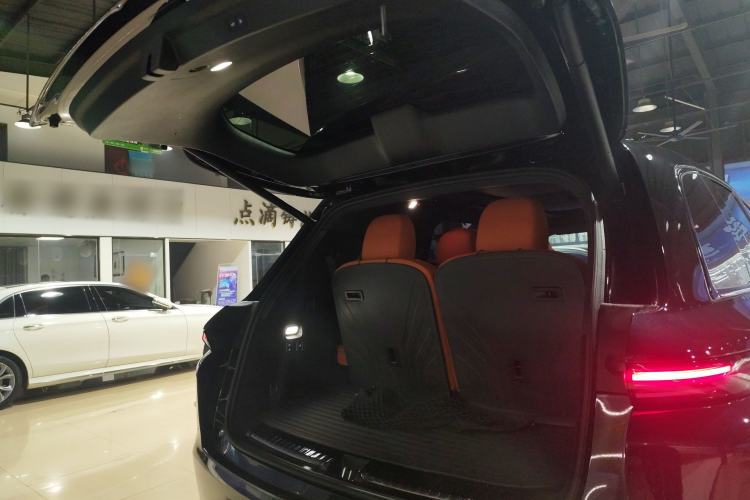 Used Li Auto L8 2023 Pro Model
