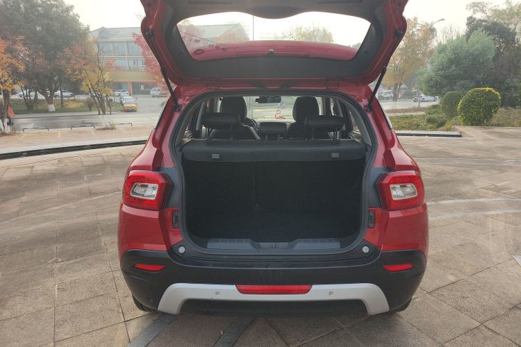 Used Brilliance V3 2016 1.5L Automatic Elite Model
