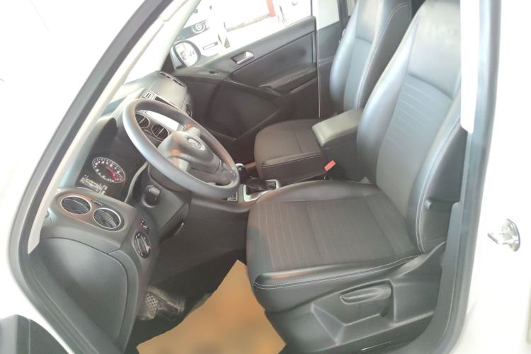 Used Volkswagen Tiguan L 2016 300TSI Automatic Two-Wheel Drive Trend Edition